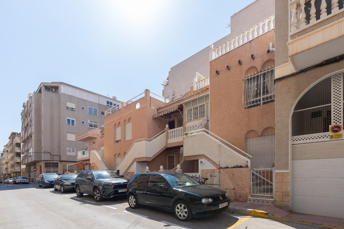 Se vende Bungalow de 3 dormitorios en Costa Blanca, Alicante, España