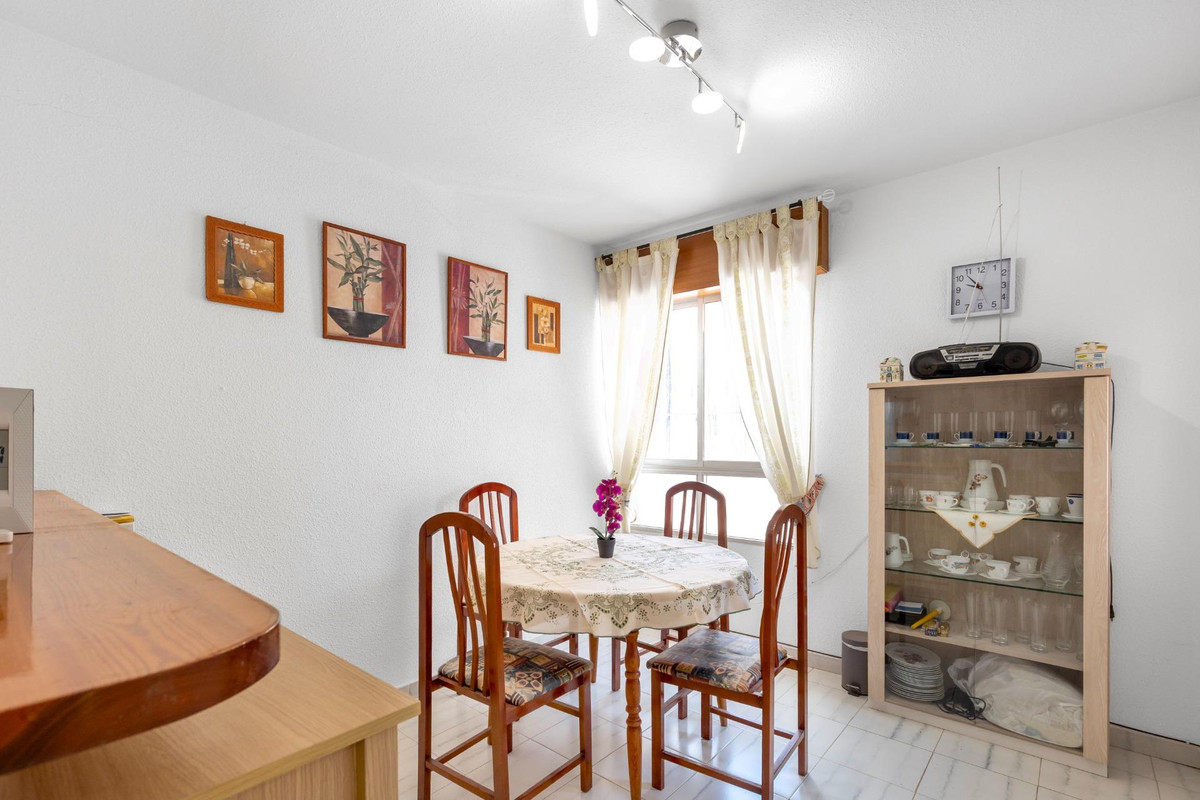 Se vende Bungalow de 3 dormitorios en Costa Blanca, Alicante, España