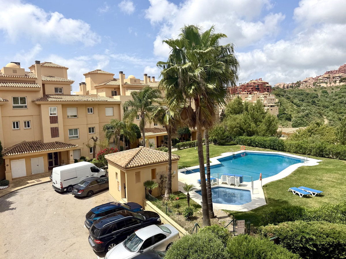 Se vende Apartamento Planta Media de 3 dormitorios en Costa Del Sol, Málaga, España