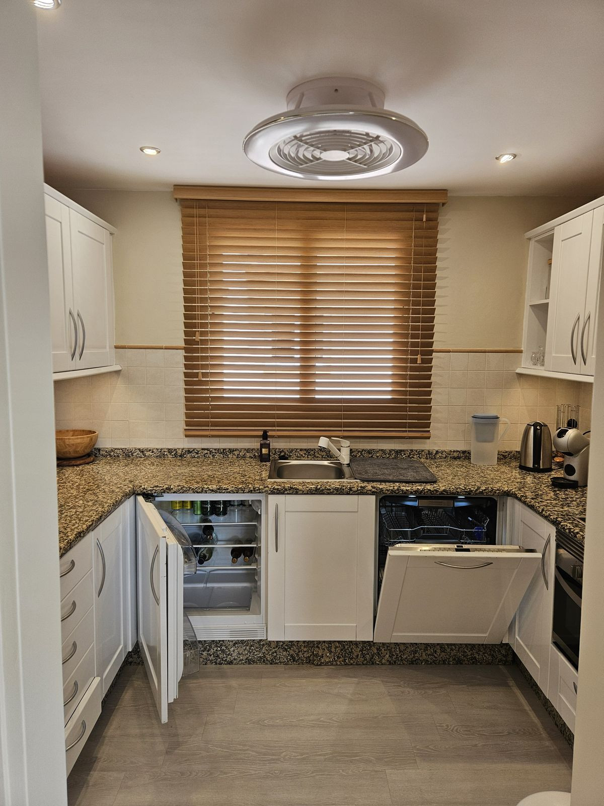 2 Bed Apartment for sale in Alhaurín De La Torre Costa Del Sol, Málaga, Spain