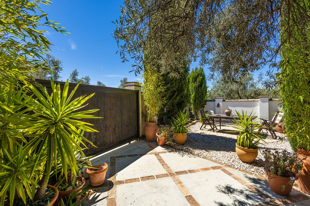 8 Bed Townhouse for sale in Villanueva Del Trabuco Costa Del Sol, Málaga, Spain