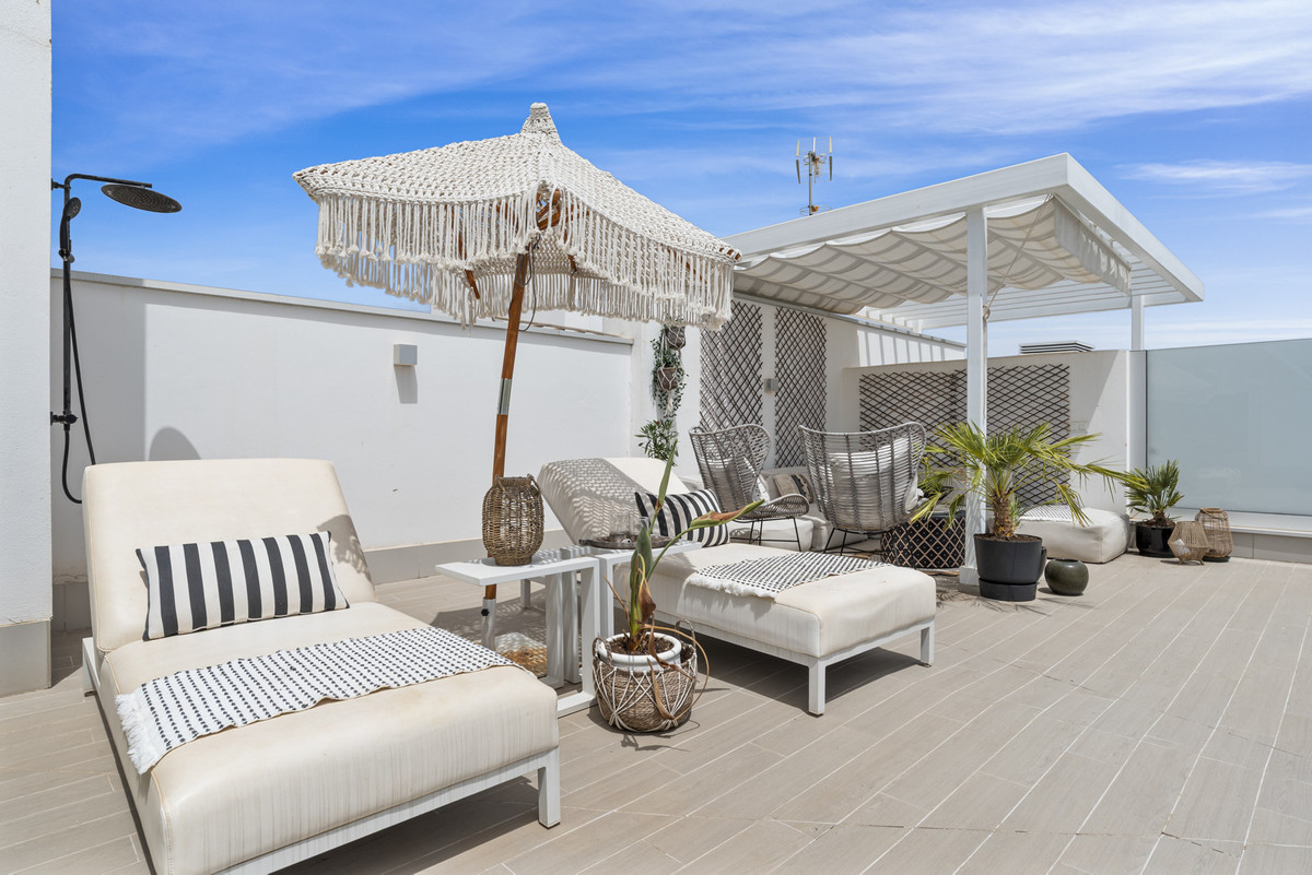 2 Bed Apartment for sale in Cancelada Costa Del Sol, Málaga, Spain