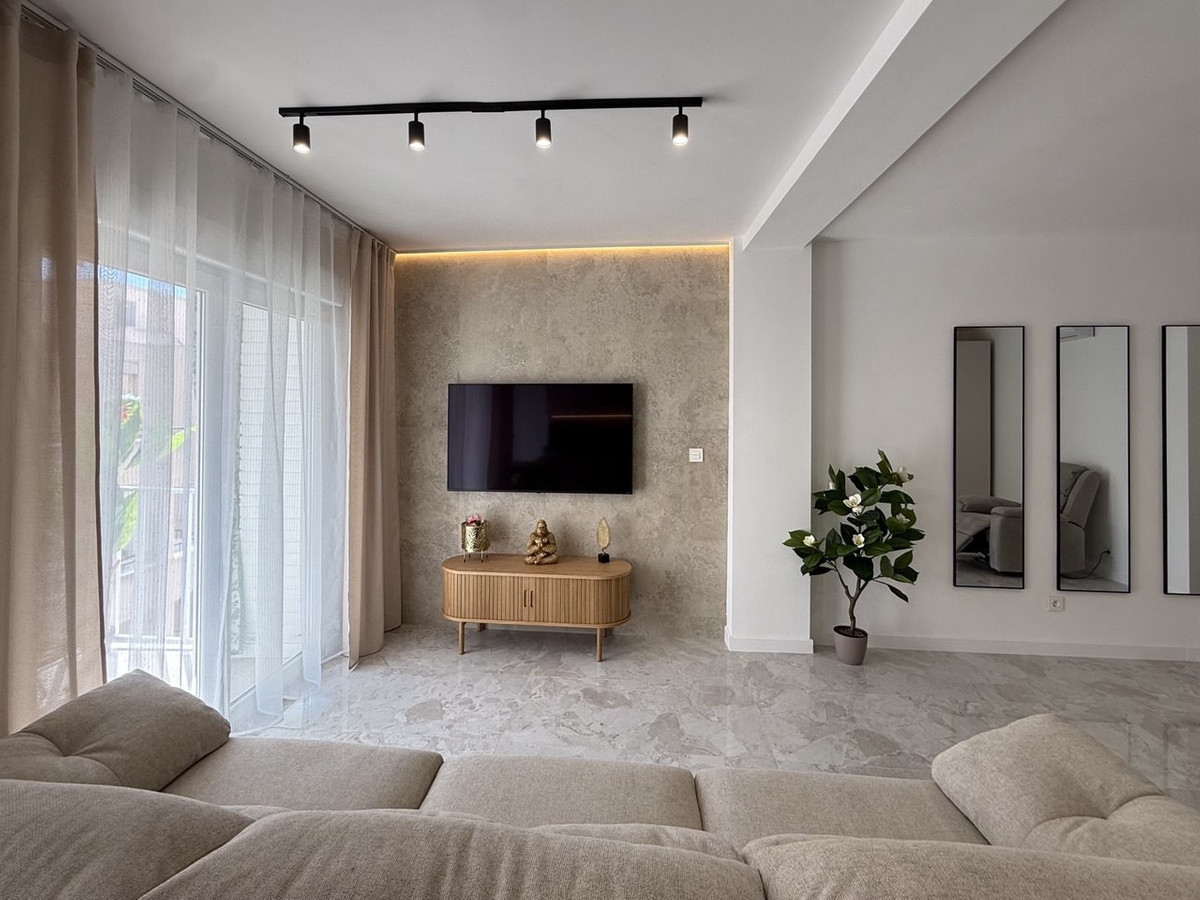 3 Bed Apartment for sale in Playa Del Cura Costa Blanca, Alicante, Spain