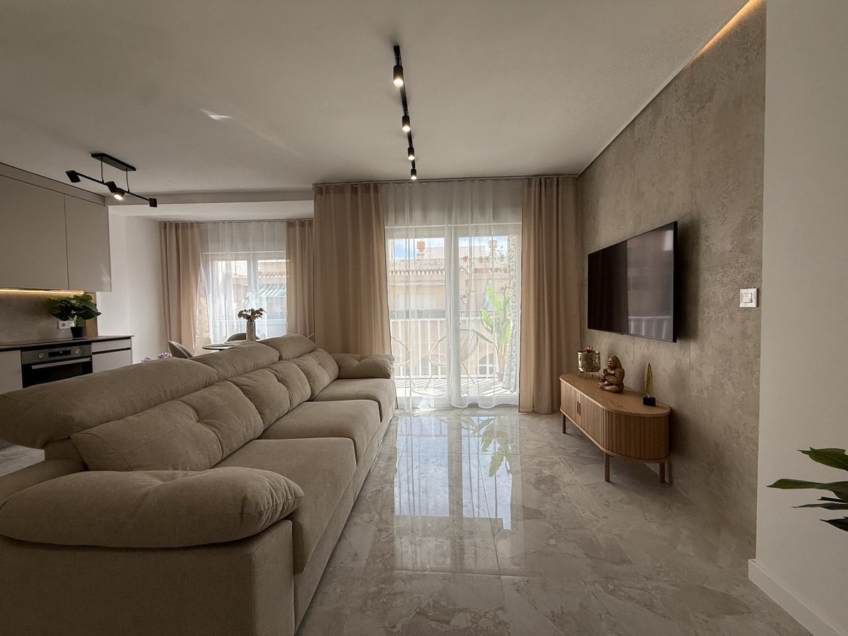 3 Bed Apartment for sale in Playa Del Cura Costa Blanca, Alicante, Spain