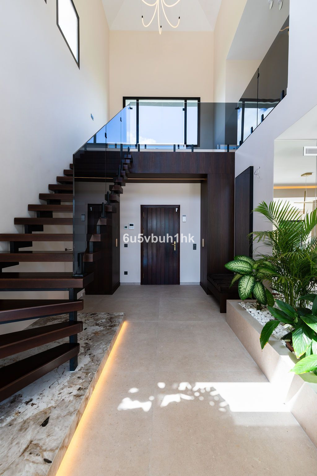 Se vende Villa - Chalet de 6 dormitorios en Costa Del Sol, Málaga, España