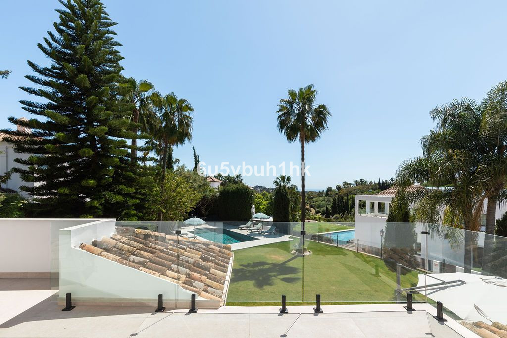 Se vende Villa - Chalet de 6 dormitorios en Costa Del Sol, Málaga, España