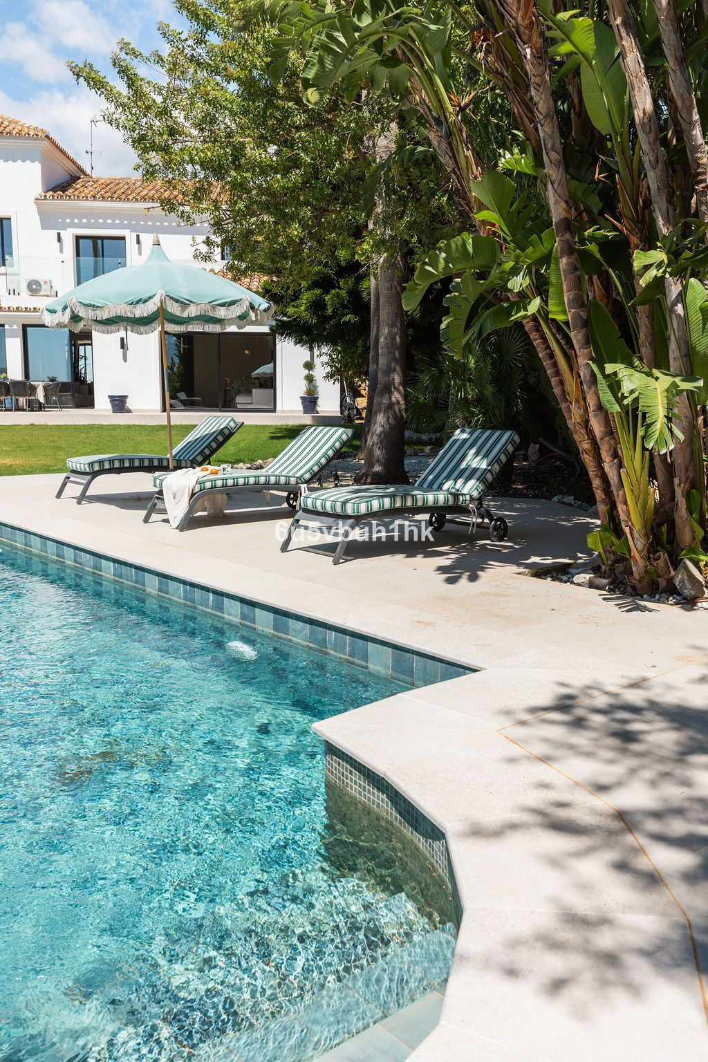 Se vende Villa - Chalet de 6 dormitorios en Costa Del Sol, Málaga, España