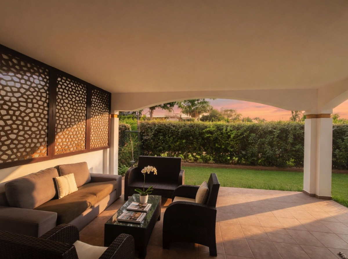 Se vende Apartamento Planta Baja de 2 dormitorios en Costa Del Sol, Málaga, España