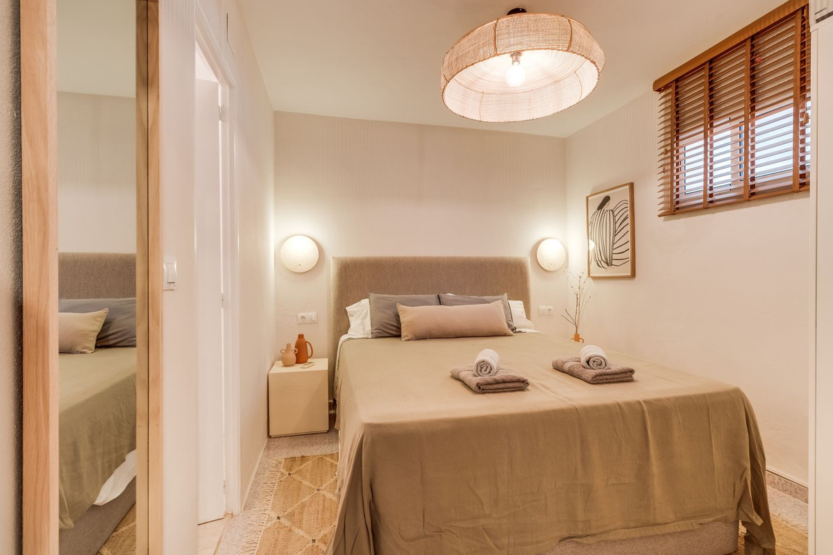 Se vende Villa - Chalet de 4 dormitorios en Costa Del Sol, Málaga, España