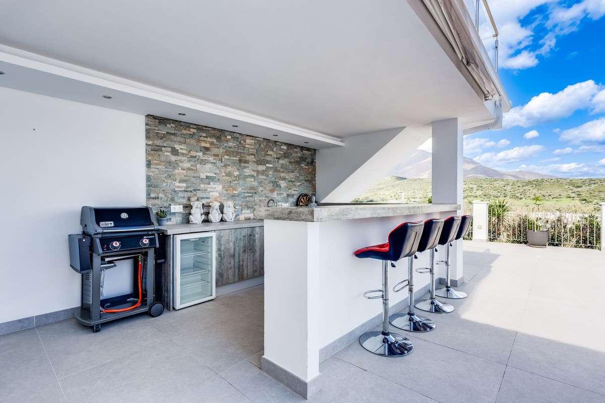 Se vende Villa - Chalet de 4 dormitorios en Costa Del Sol, Málaga, España
