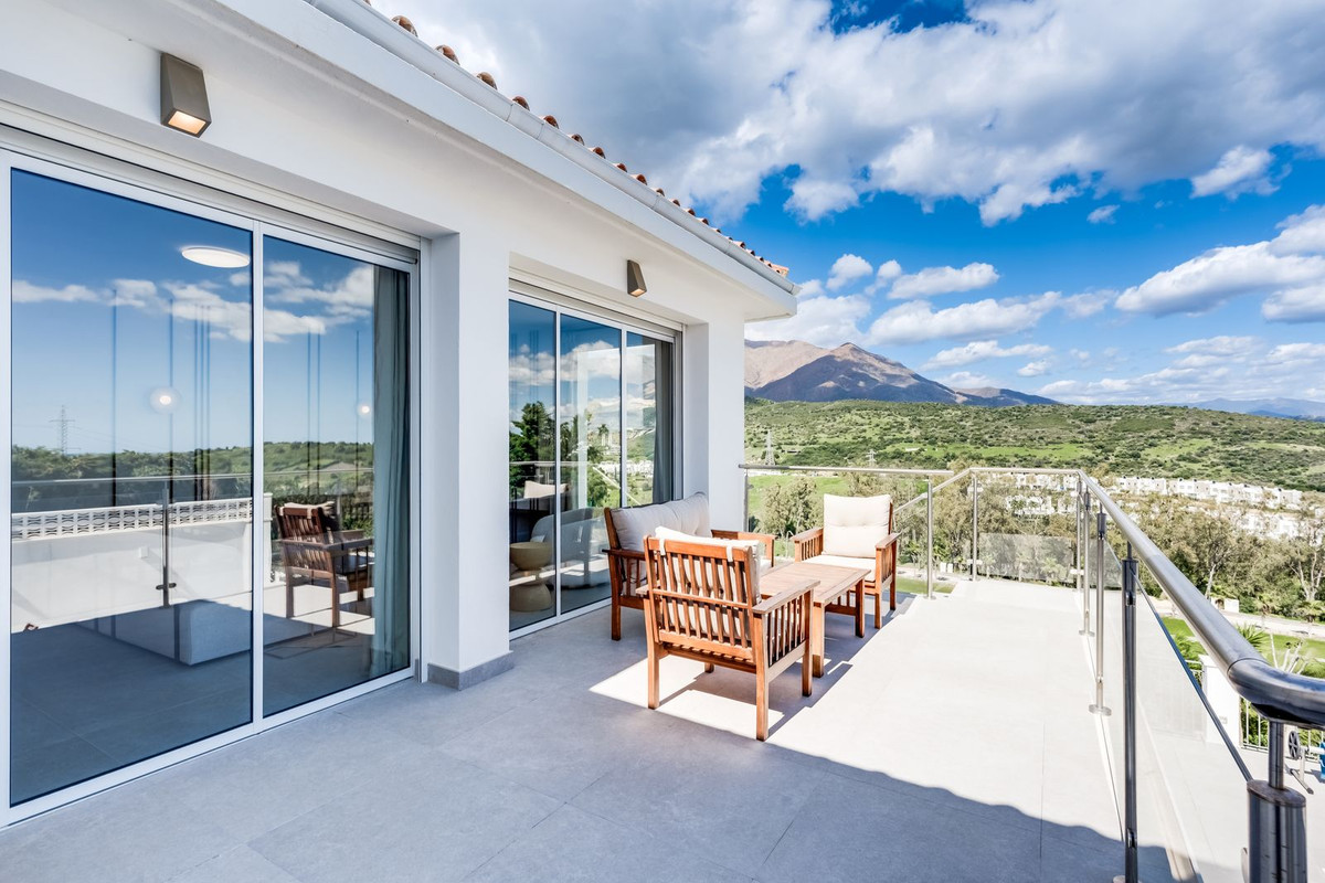Se vende Villa - Chalet de 4 dormitorios en Costa Del Sol, Málaga, España