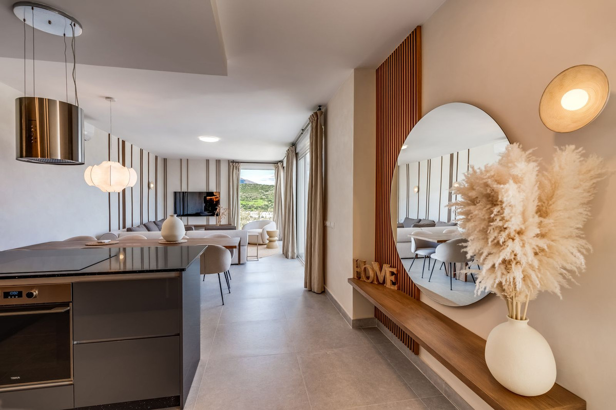 Se vende Villa - Chalet de 4 dormitorios en Costa Del Sol, Málaga, España