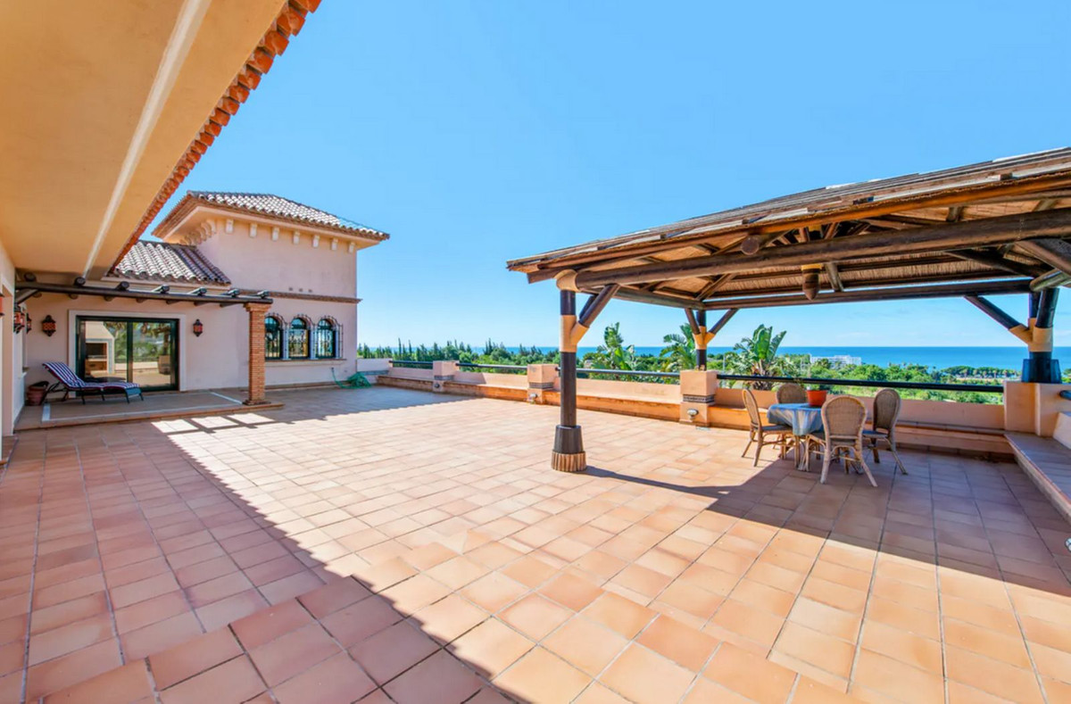 6 Bed Townhouse for sale in Estepona Costa Del Sol, Málaga, Spain