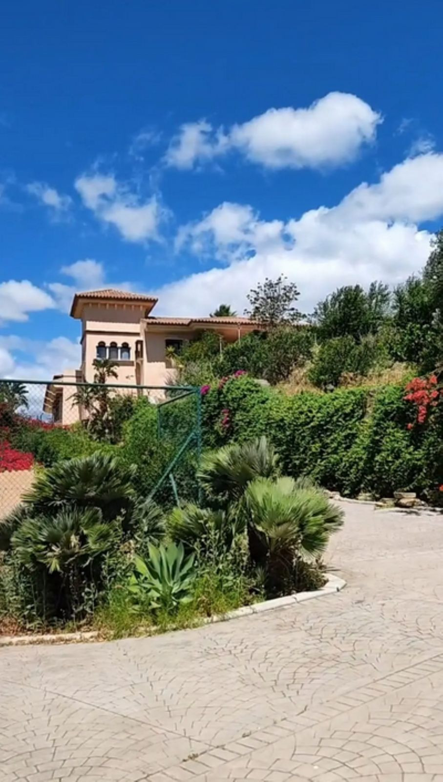 6 Bed Townhouse for sale in Estepona Costa Del Sol, Málaga, Spain
