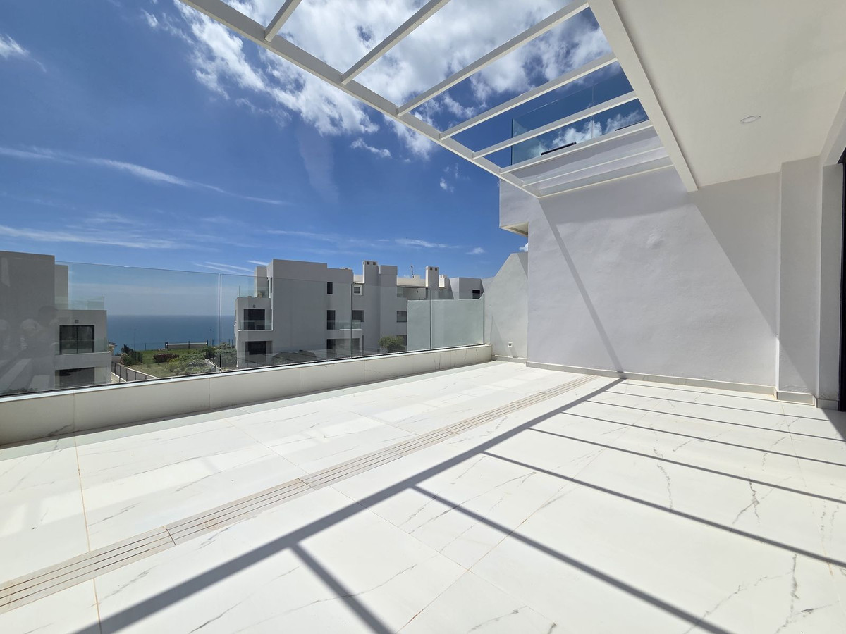 Se vende Apartamento Planta Media de 3 dormitorios en Costa Del Sol, Málaga, España