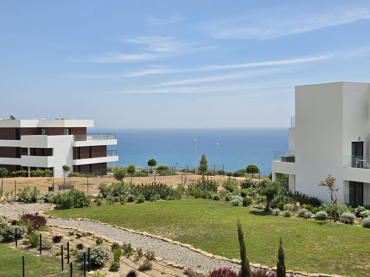 Se vende Apartamento Planta Media de 3 dormitorios en Costa Del Sol, Málaga, España
