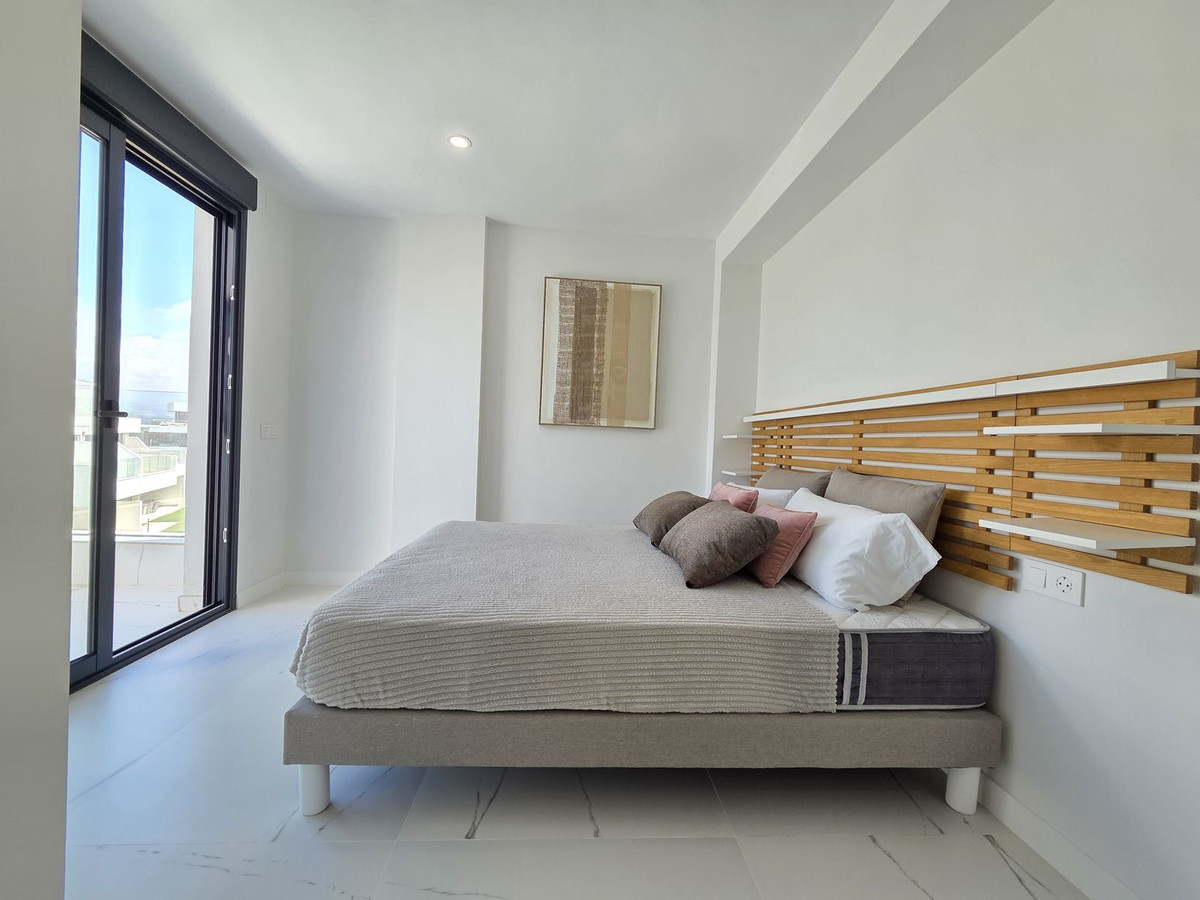 Se vende Apartamento Planta Media de 3 dormitorios en Costa Del Sol, Málaga, España
