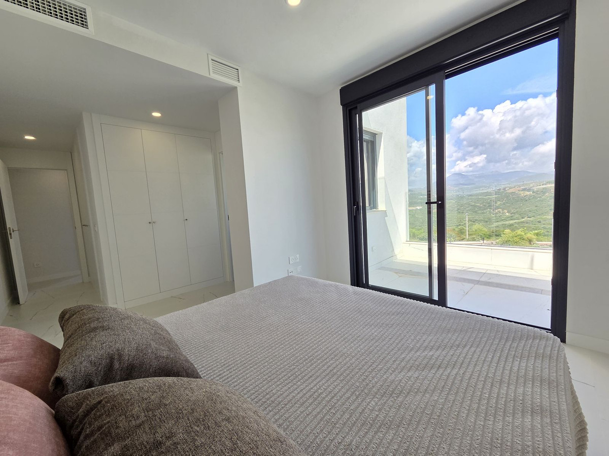 Se vende Apartamento Planta Media de 3 dormitorios en Costa Del Sol, Málaga, España