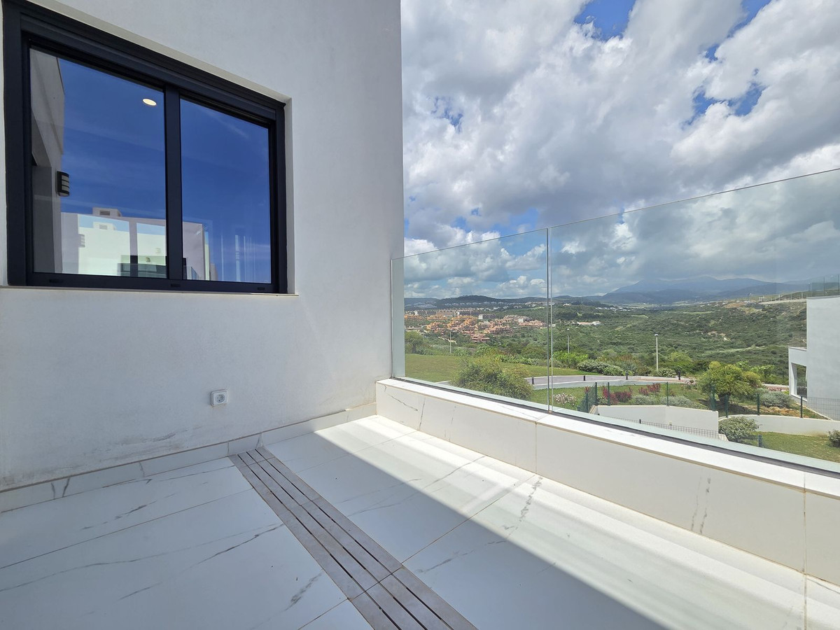 Se vende Apartamento Planta Media de 3 dormitorios en Costa Del Sol, Málaga, España