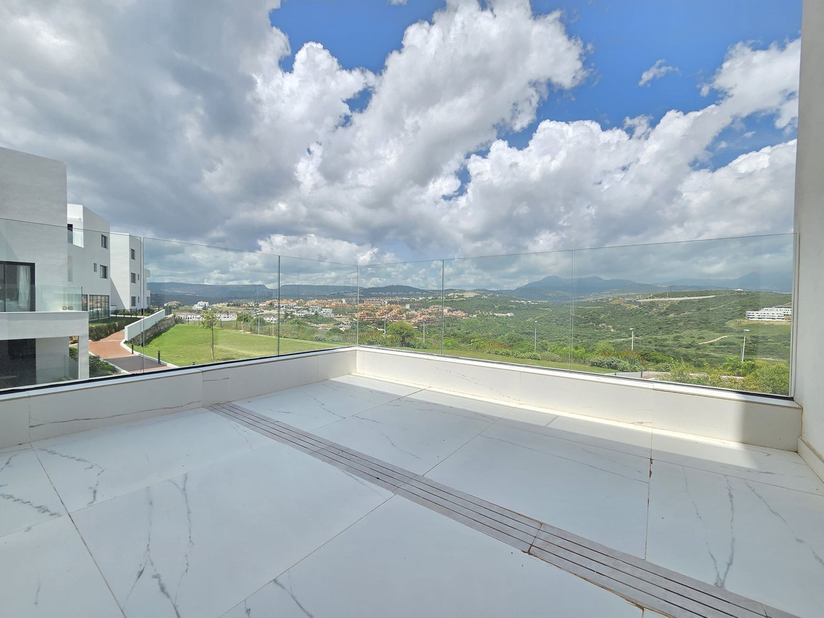 Se vende Apartamento Planta Media de 3 dormitorios en Costa Del Sol, Málaga, España