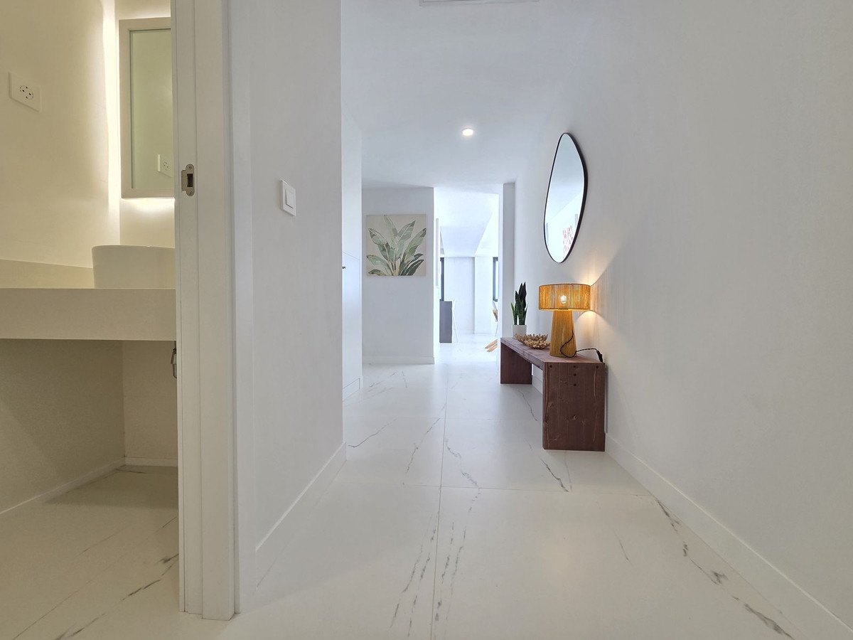 Se vende Apartamento Planta Media de 3 dormitorios en Costa Del Sol, Málaga, España