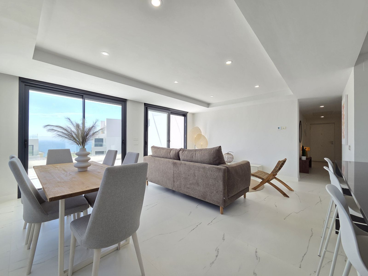 Se vende Apartamento Planta Media de 3 dormitorios en Costa Del Sol, Málaga, España