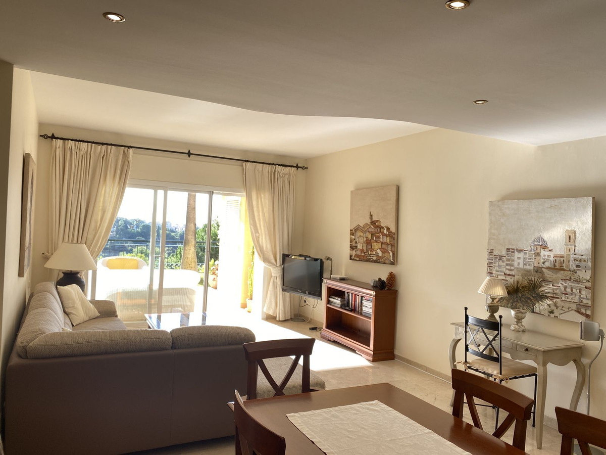 3 Bed Apartment for sale in Elviria Costa Del Sol, Málaga, Spain