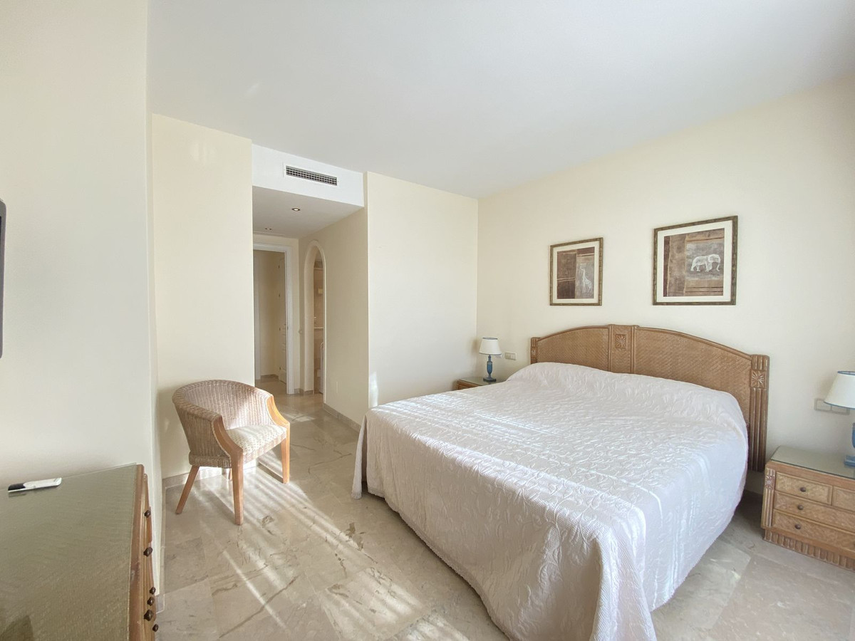 3 Bed Apartment for sale in Elviria Costa Del Sol, Málaga, Spain