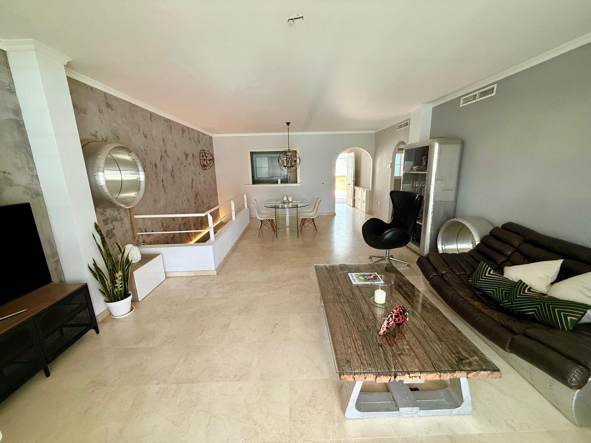 4 Bed Apartment for sale in Sotogrande Marina Costa Del Sol, Cádiz, Spain