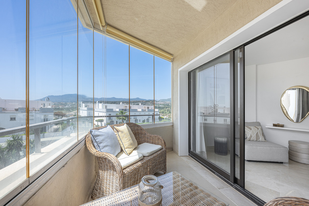 2 Bed Apartment for sale in Estepona Costa Del Sol, Málaga, Spain