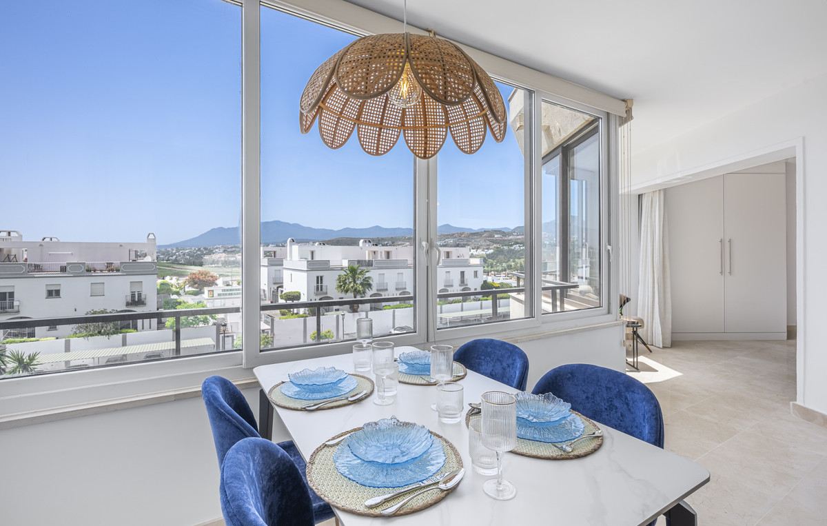 2 Bed Apartment for sale in Estepona Costa Del Sol, Málaga, Spain