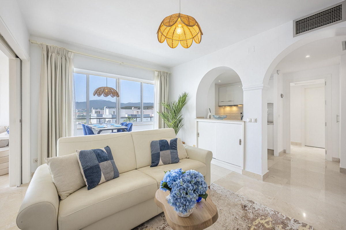 2 Bed Apartment for sale in Estepona Costa Del Sol, Málaga, Spain
