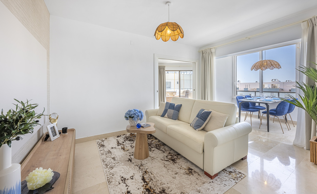 2 Bed Apartment for sale in Estepona Costa Del Sol, Málaga, Spain