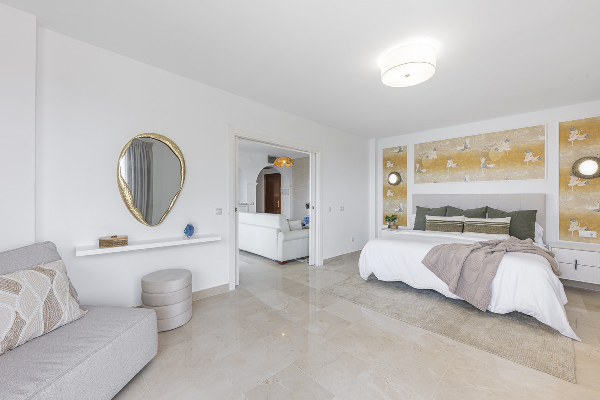 2 Bed Apartment for sale in Estepona Costa Del Sol, Málaga, Spain