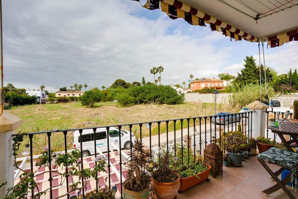 Se vende Apartamento Planta Media de 3 dormitorios en Costa Del Sol, Málaga, España