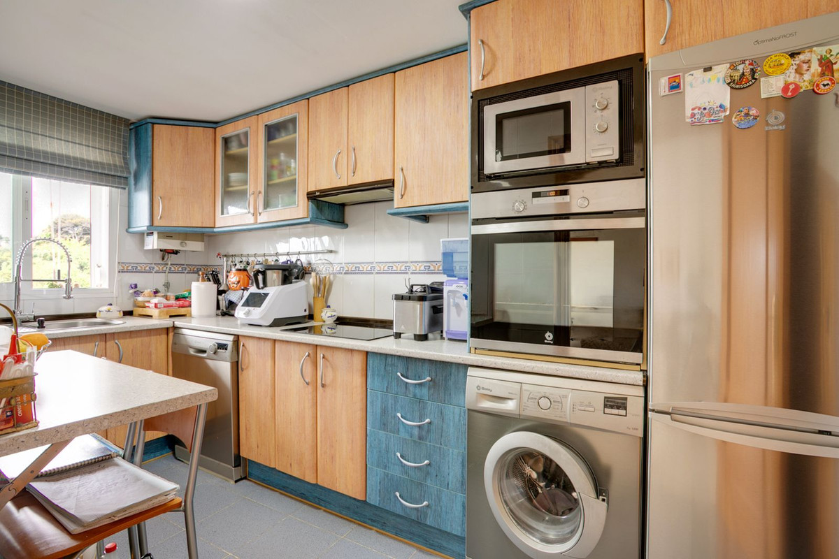 Se vende Apartamento Planta Media de 3 dormitorios en Costa Del Sol, Málaga, España