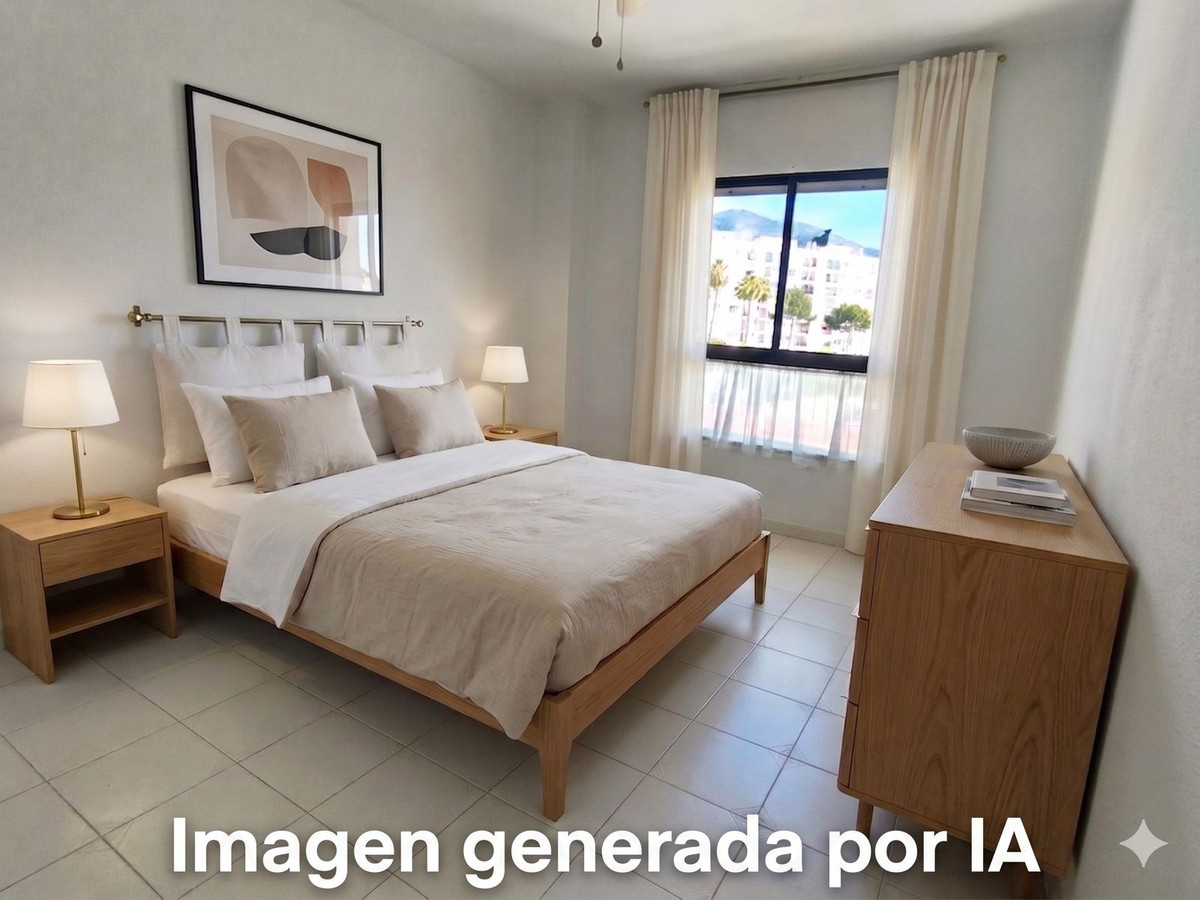 Se vende Apartamento Planta Media de 2 dormitorios en Costa Del Sol, Málaga, España