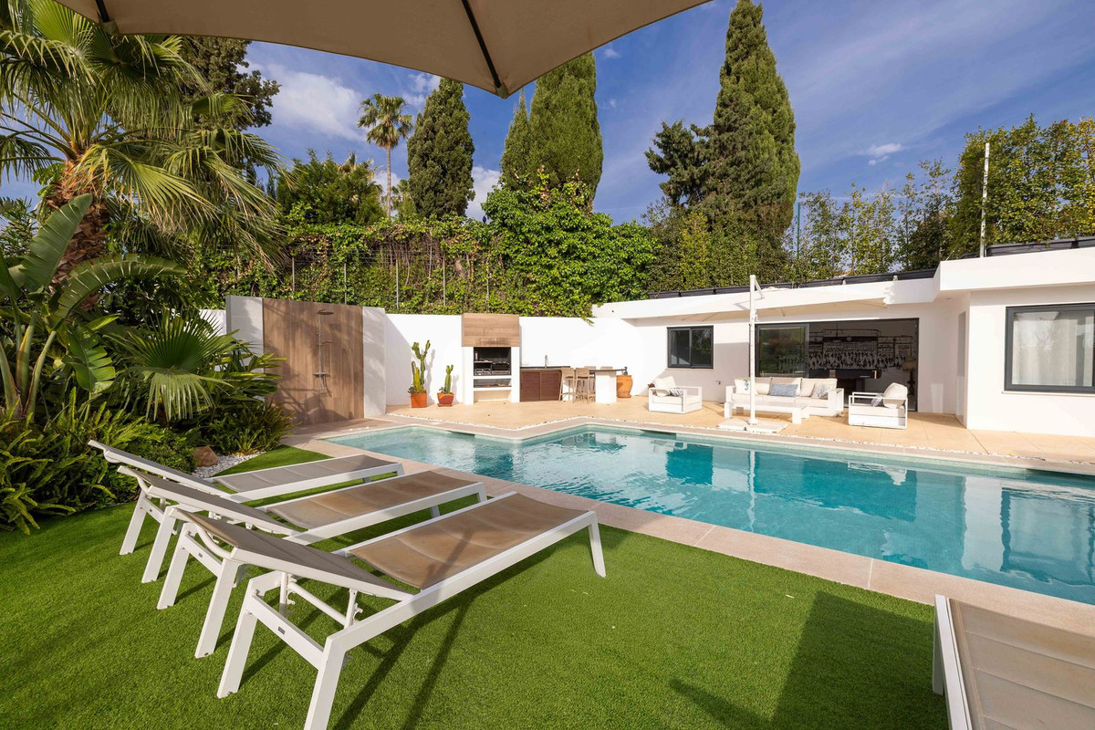6 Bed Townhouse for sale in Málaga Costa Del Sol, Málaga, Spain