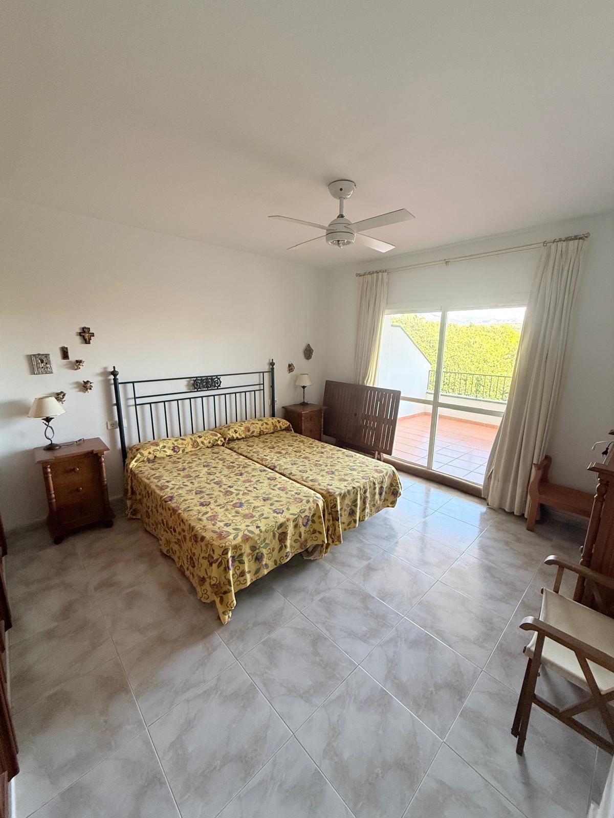 3 Bed Apartment for sale in La Cala De Mijas Costa Del Sol, Málaga, Spain