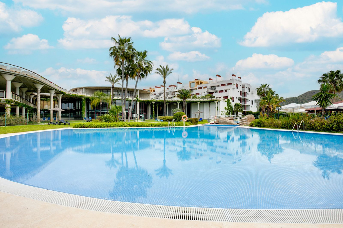 2 Bed Apartment for sale in Benahavís Costa Del Sol, Málaga, Spain