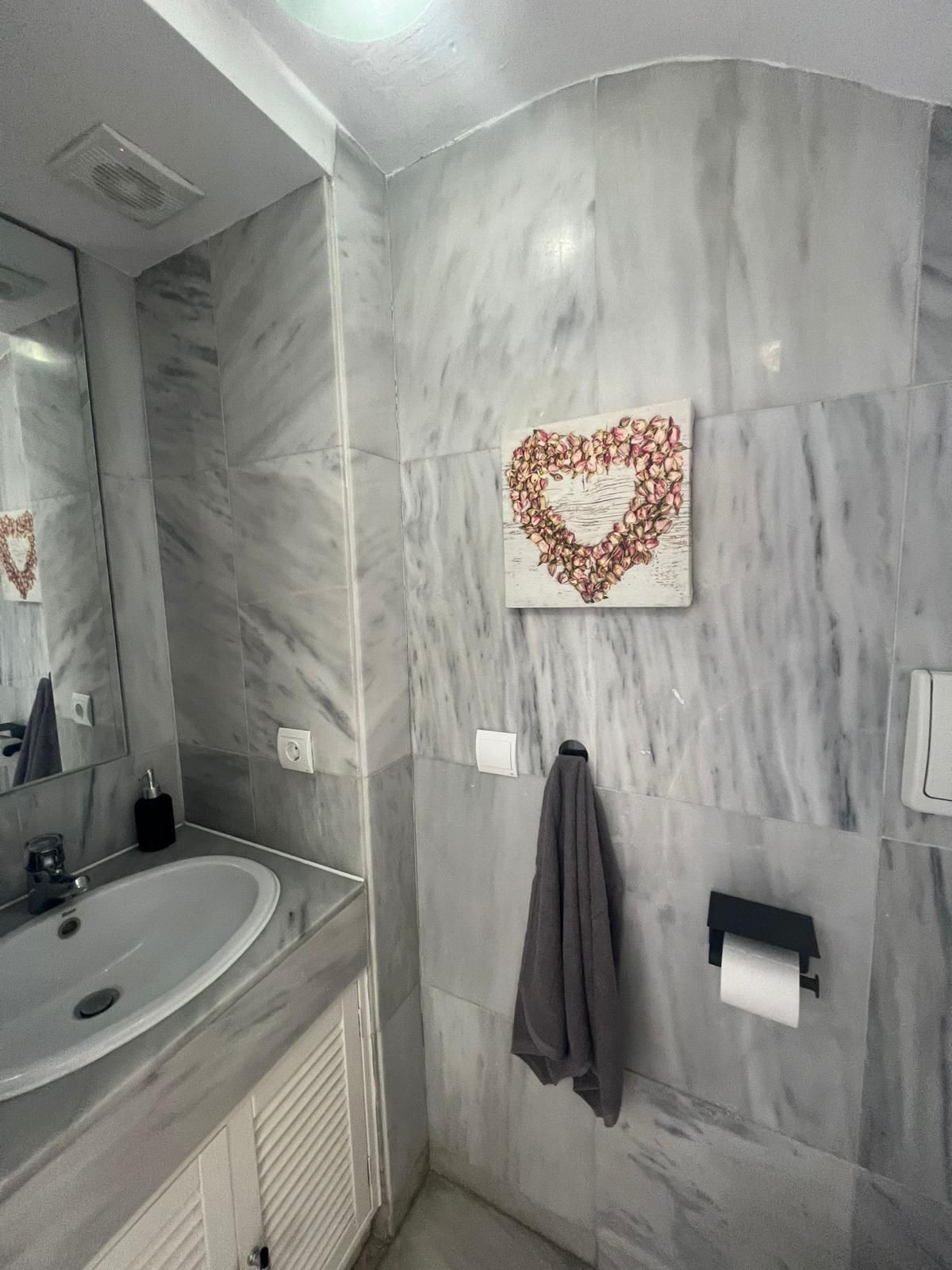 2 Bed Apartment for sale in Marbella Costa Del Sol, Málaga, Spain