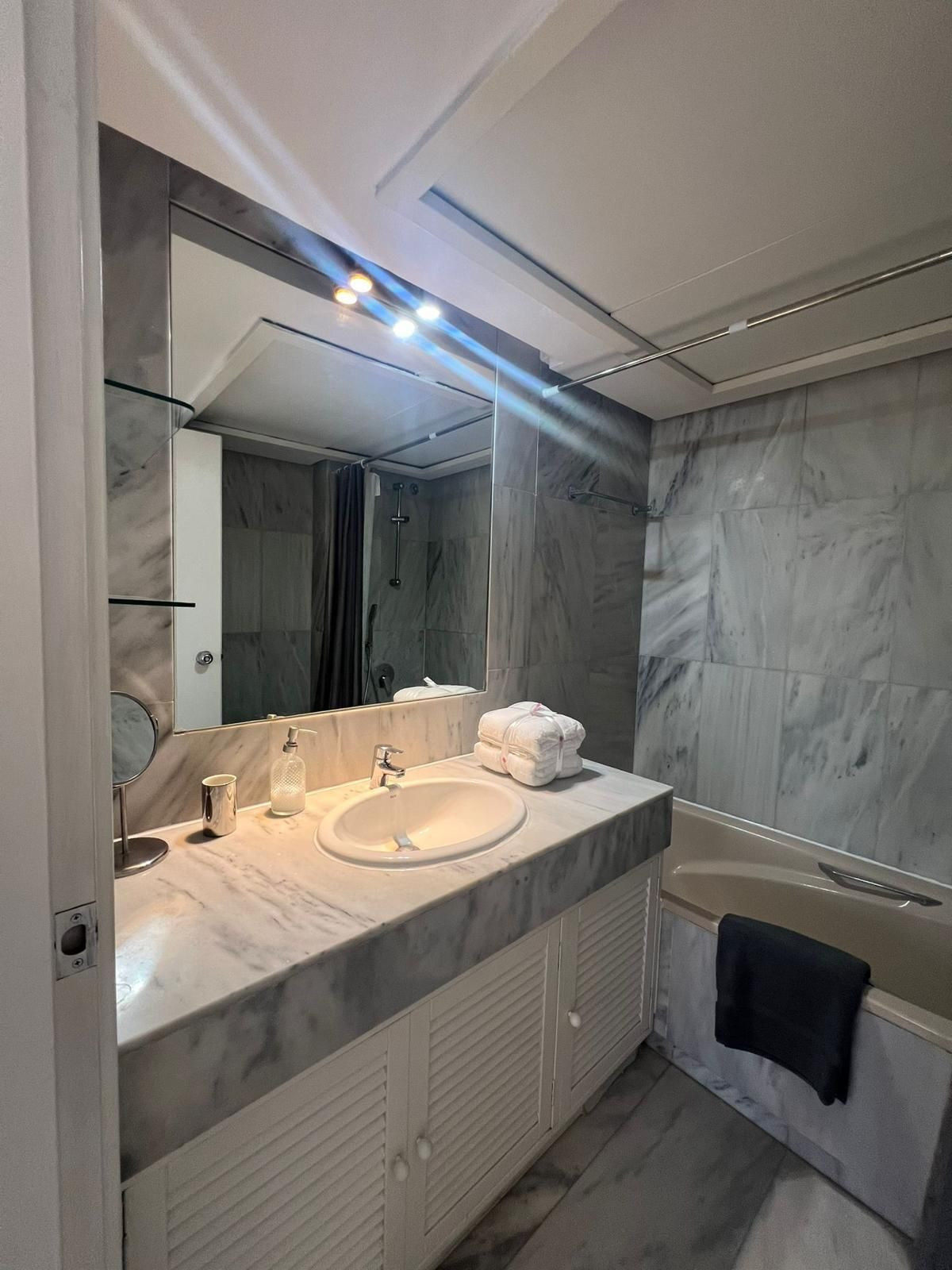 2 Bed Apartment for sale in Marbella Costa Del Sol, Málaga, Spain