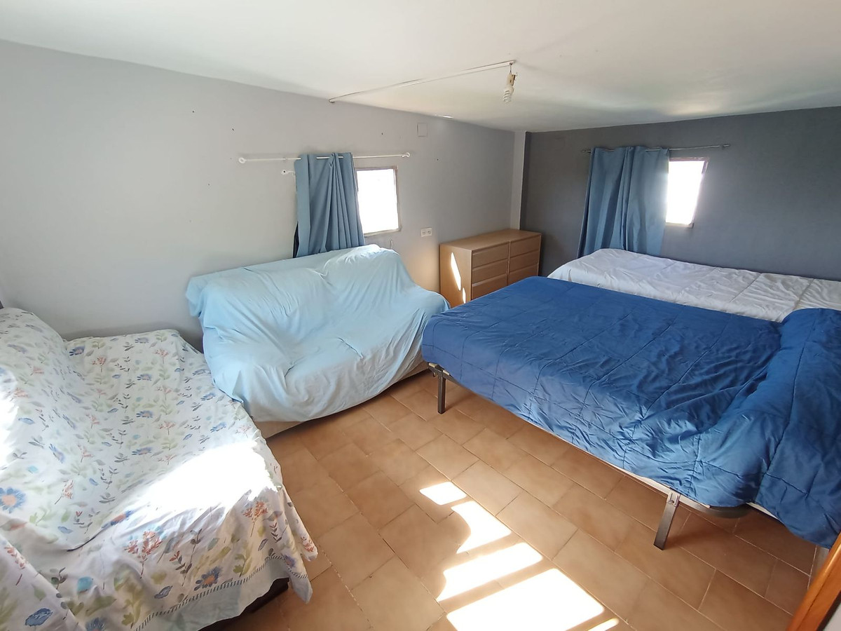 Se vende Finca - Cortijo de 14 dormitorios en Costa Del Sol, Málaga, España
