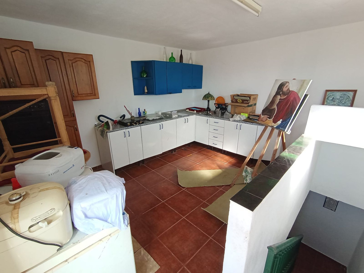 Se vende Finca - Cortijo de 14 dormitorios en Costa Del Sol, Málaga, España