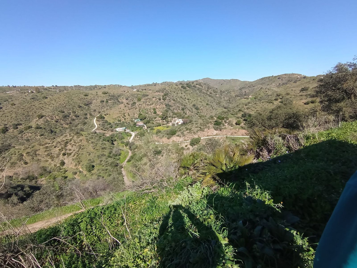Se vende Finca - Cortijo de 14 dormitorios en Costa Del Sol, Málaga, España