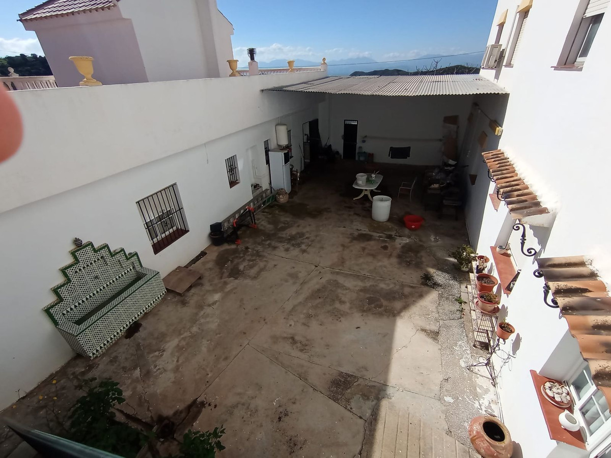 Se vende Finca - Cortijo de 14 dormitorios en Costa Del Sol, Málaga, España