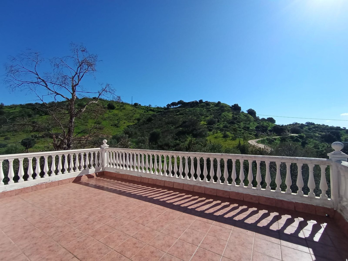 Se vende Finca - Cortijo de 14 dormitorios en Costa Del Sol, Málaga, España