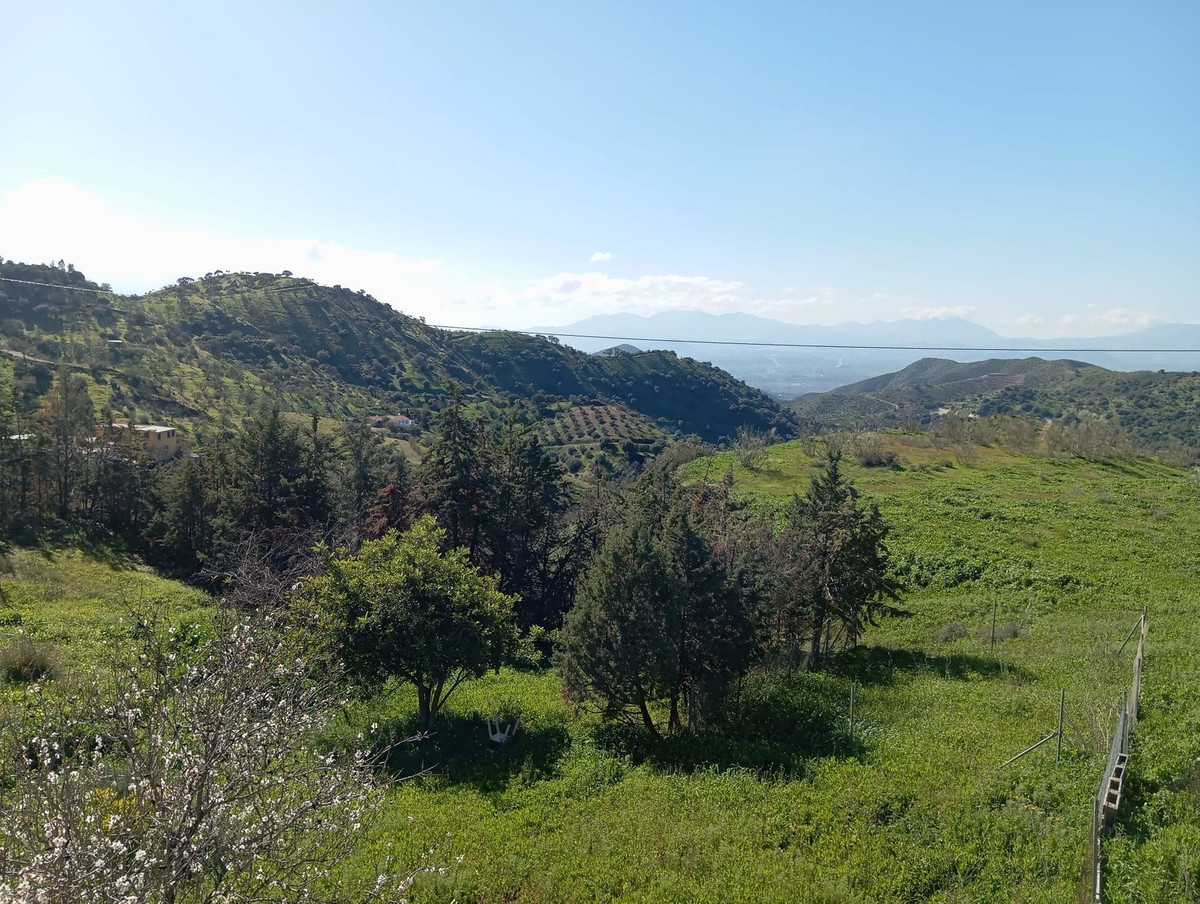 Se vende Finca - Cortijo de 14 dormitorios en Costa Del Sol, Málaga, España