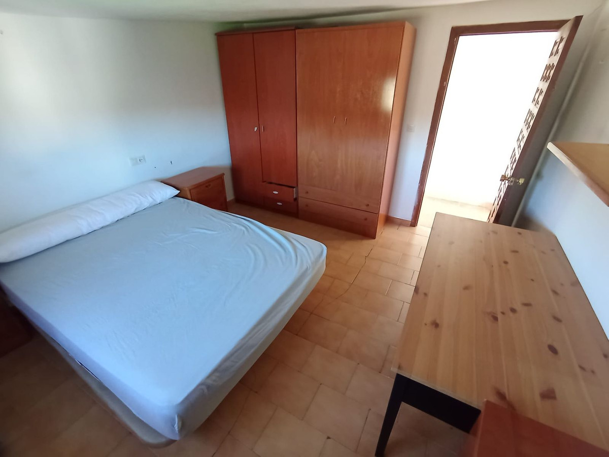 Se vende Finca - Cortijo de 14 dormitorios en Costa Del Sol, Málaga, España