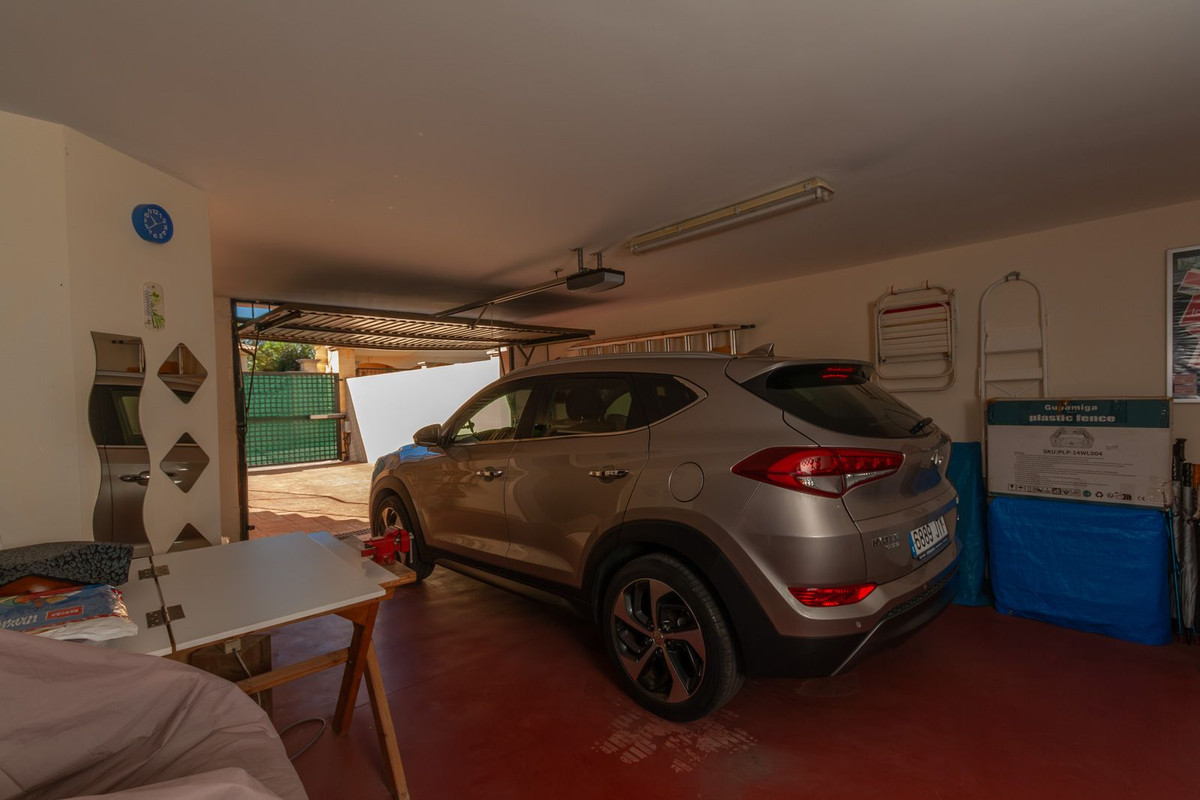 Se vende Pareada de 4 dormitorios en Costa Del Sol, Málaga, España